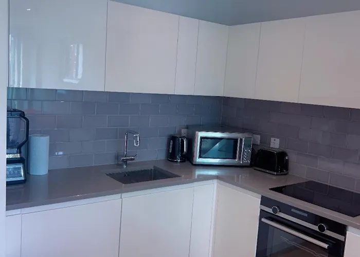 Ds Rentals - Entire 1 Bedroom Apartment