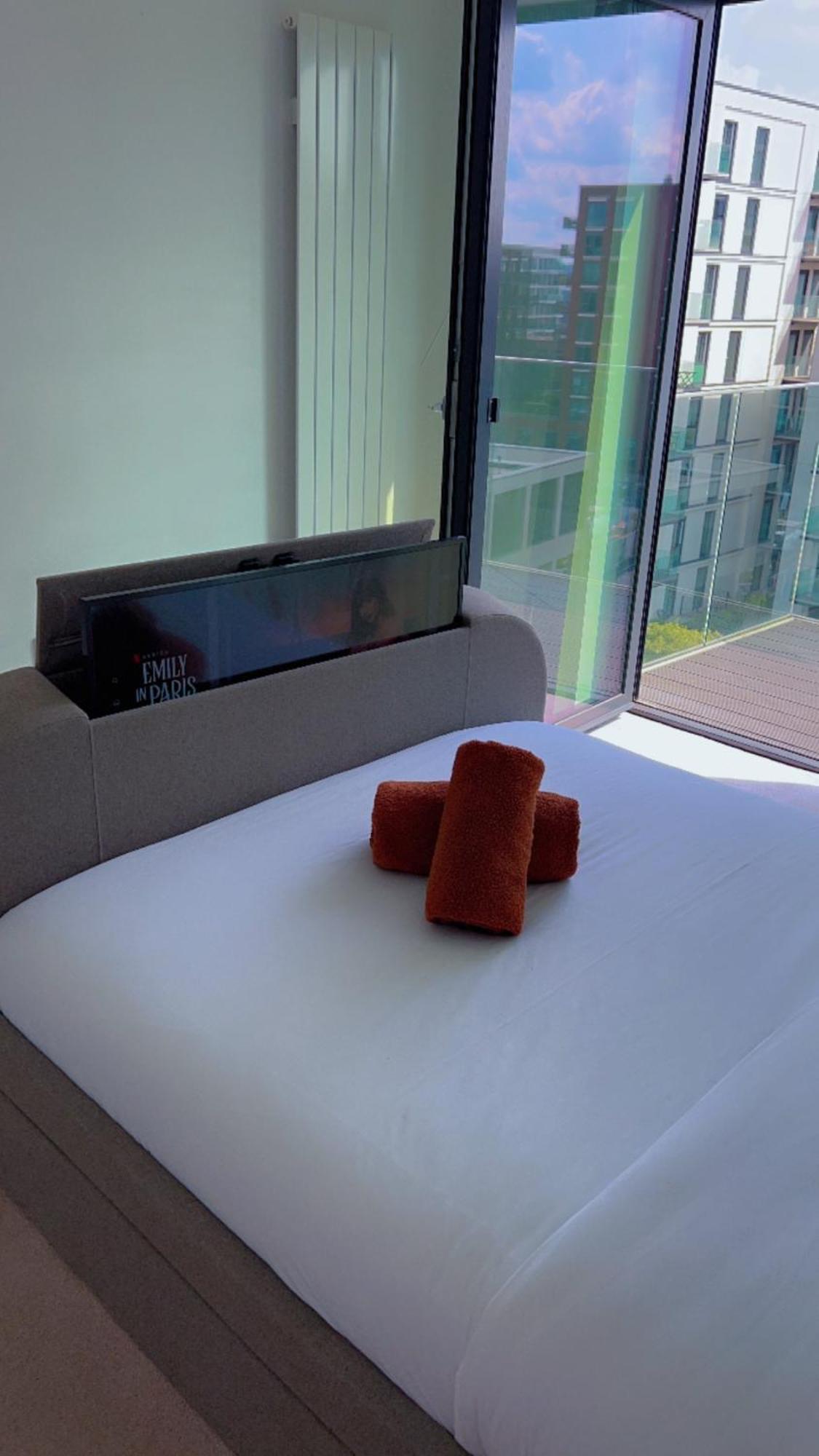 Appartamento Ds - Entire 1 Bedroom Londra